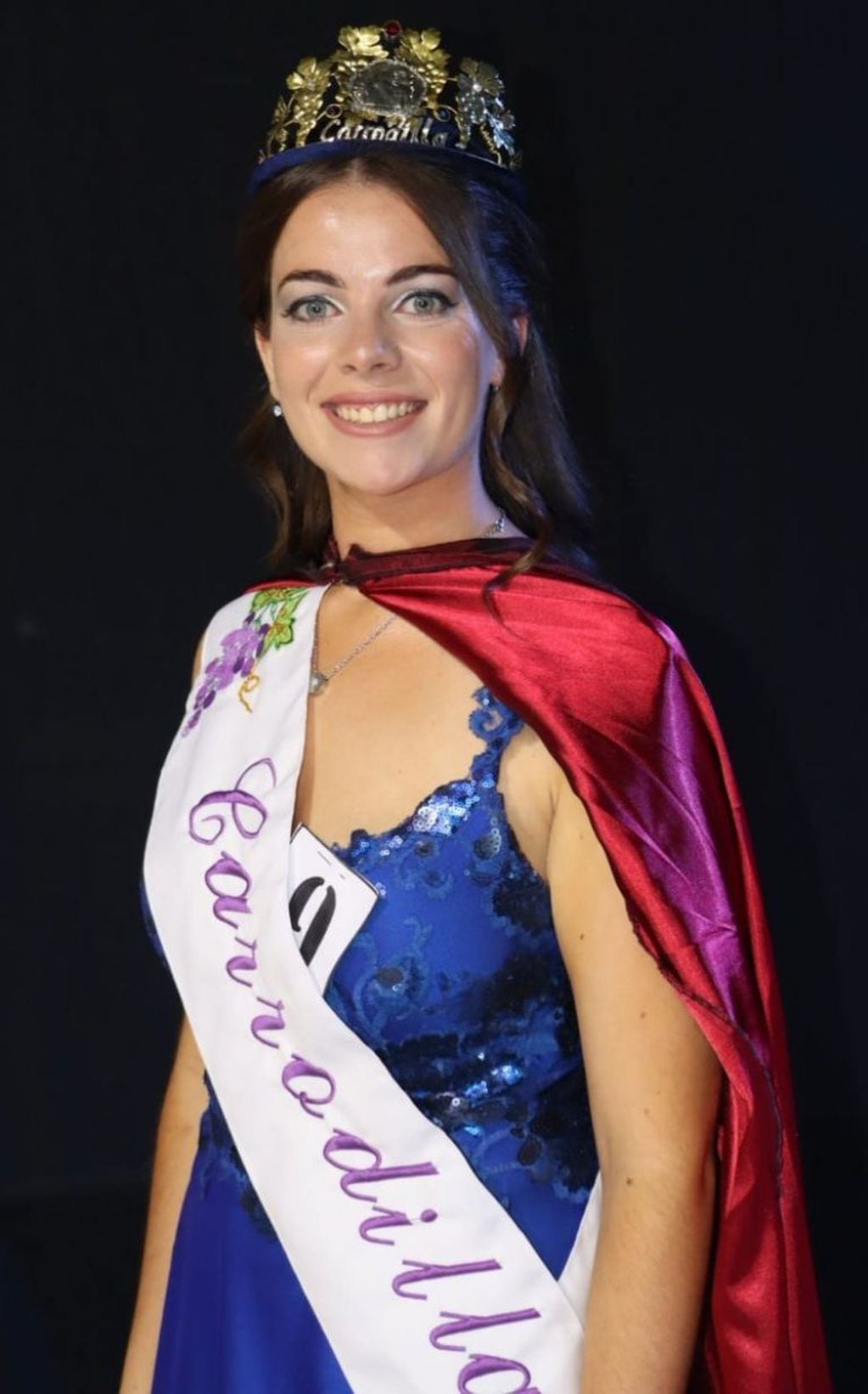 Emilia Rocío Silva, reina del distrito de Carrodilla.