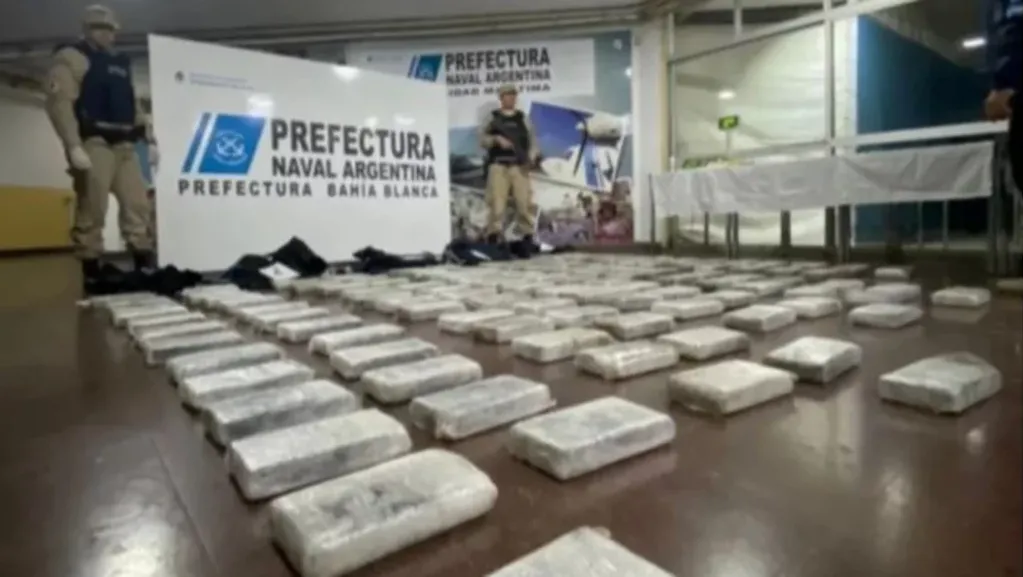 La droga encontrada en la playa de Punta Ancla pesó 26 kilos