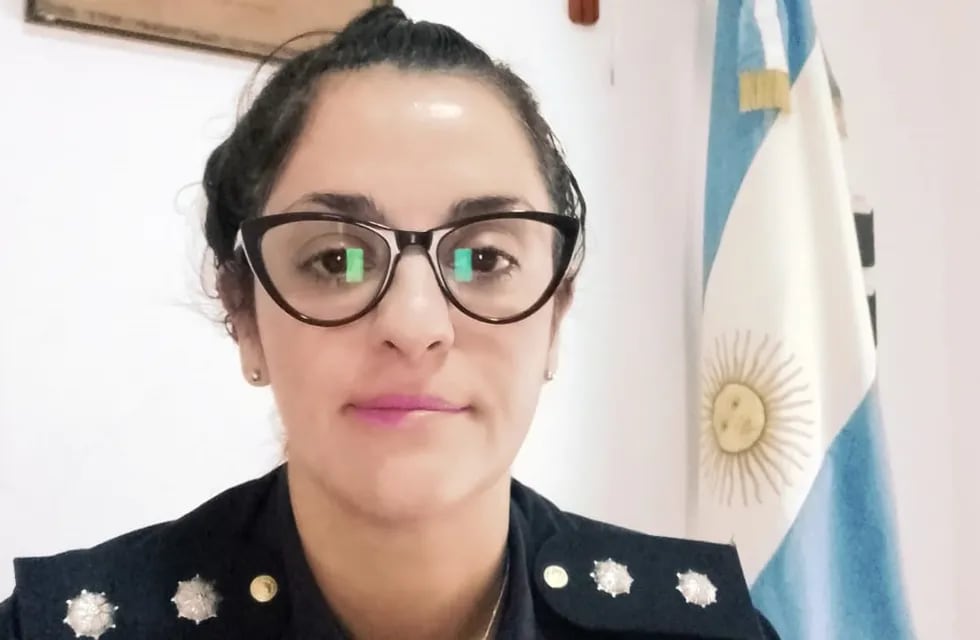 La oficial Susana Madroñal amamantó a una beba de 7 meses que sufrió un accidente vial.
