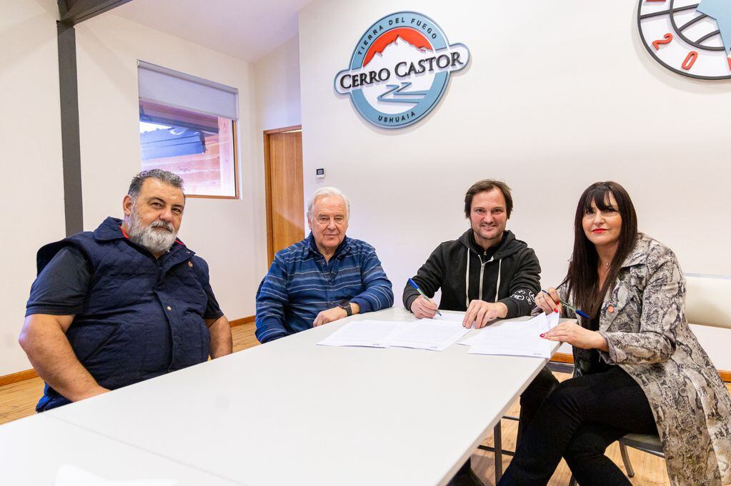 Tierra del Fuego: firman convenios de cooperación de capacitación para el trabajo