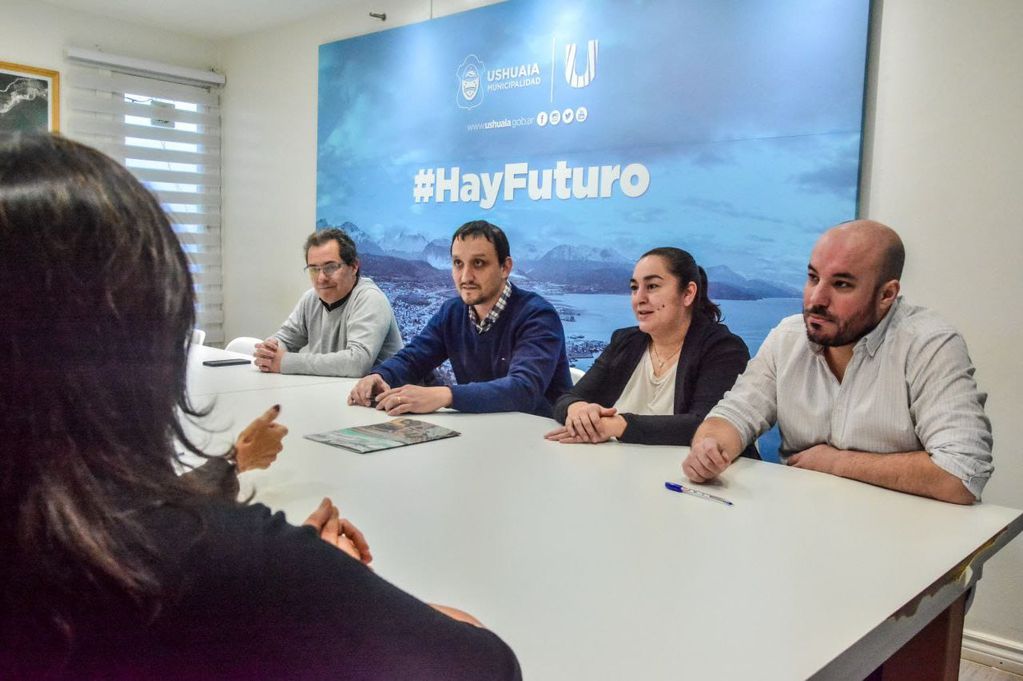 Ushuaia: firman convenio para avanzar en trabajos de investigación y formación