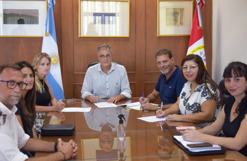 Firmaron un convenio entre la Municipalidad de Rafaela y el Sindicato de Empleados y Obreros Municipales