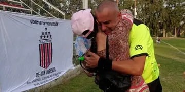 Árbitro deja el fútbol por promesa a su hija