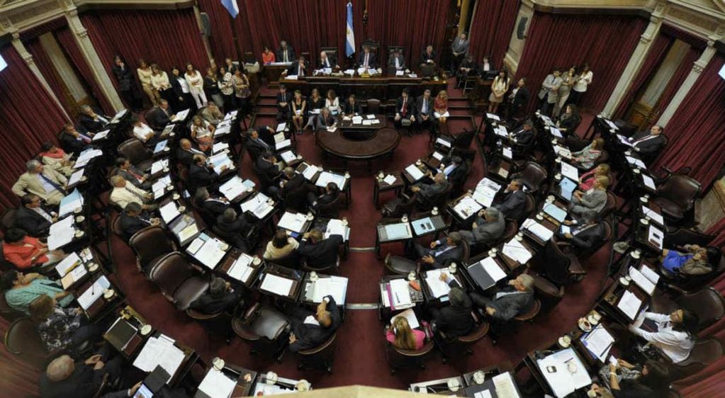  Vista parcial de la sesion extraordinaria del Senado de la Nacion, en Buenos Aires, el 21 de Febrero de 2013,  donde se trata el memorandum de acuerdo entre Argentina e Iran por el atentado terrorista contra el edificio de AMIA. (Archivo)