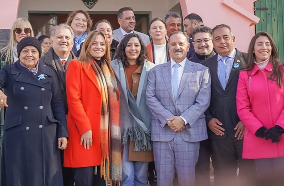 Legisladores nacionales de Unión por la Patria (UxP) estuvieron en La Rioja, en apoyo al gobernador Ricardo Quintela.