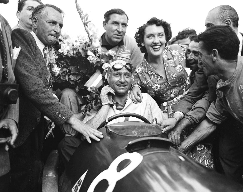 Está en marcha la serie de Juan Manuel Fangio.