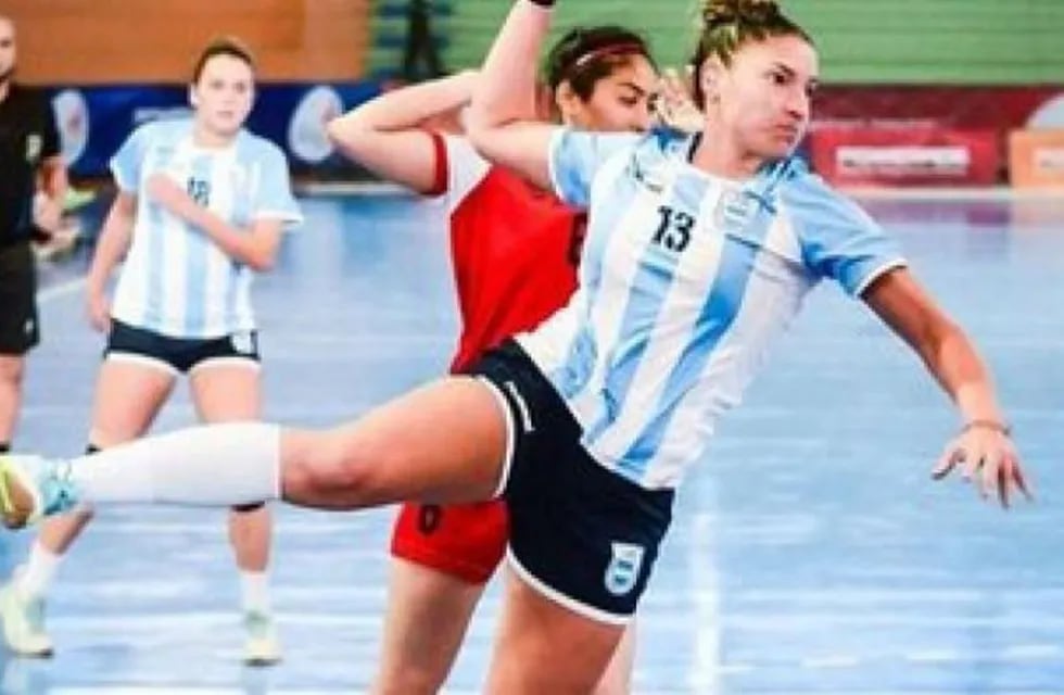 La cordobesa Giuliana Gavilán fue convocada al seleccionado de handball.