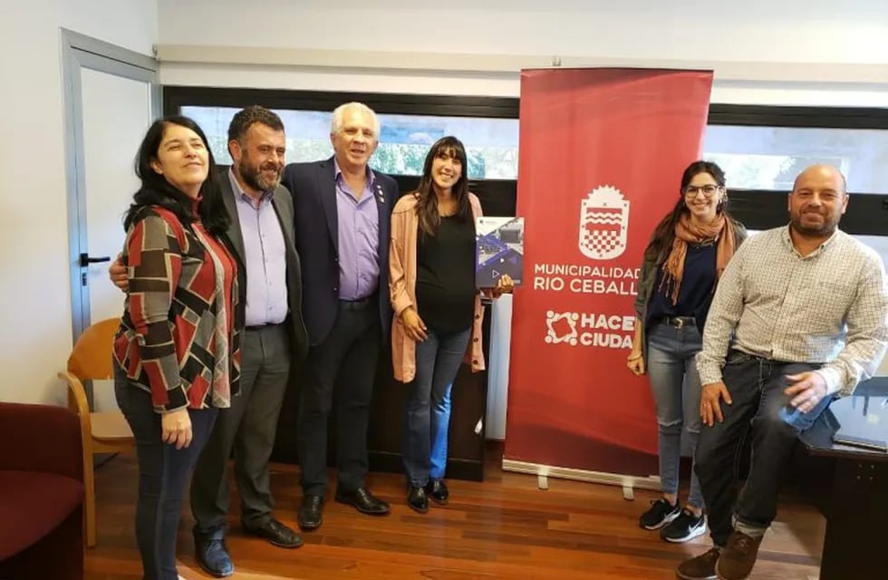 Municipalidad de Río Ceballos firma convenio con la UNC.