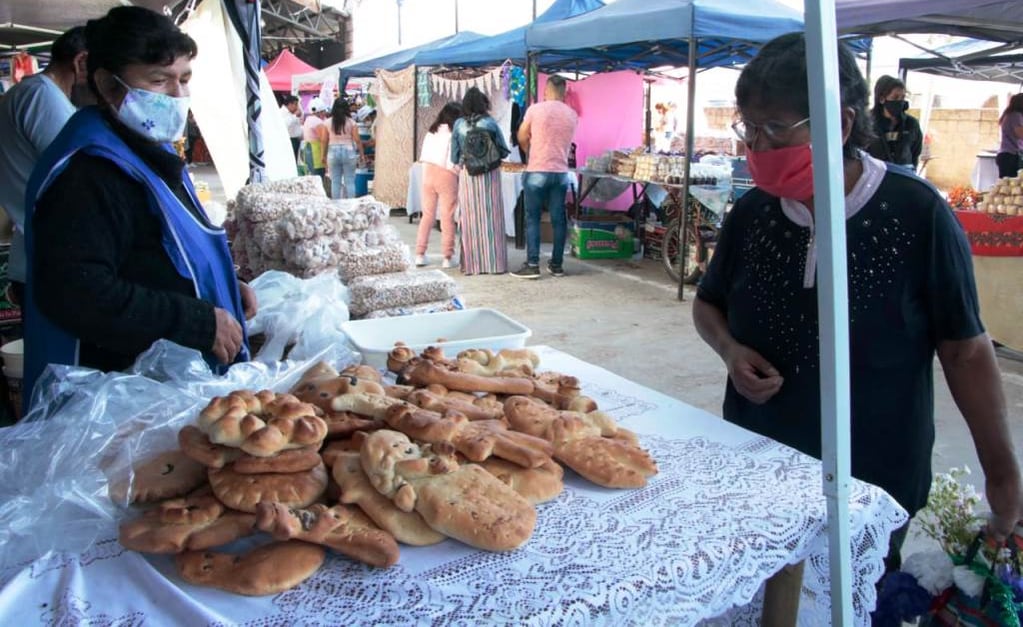 La tradicional Feria de las Ofrendas para el Día de los Fieles Difuntos este año se realizará en el Centro Cultural "Manuel Belgrano" y en el Multiespacio “El Alto”, de Alto Comedero.