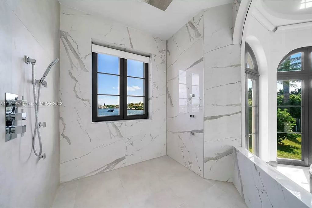 Así es la impactante casa de 15 millones de dólares del Kun Agüero en Miami