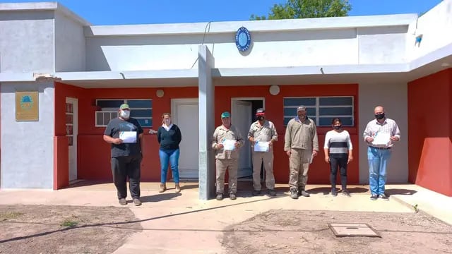 El pasado martes 19 de octubre la Lic. Gabriela Maccario dictó capacitaciones en Higiene y Seguridad en el Trabajo en las localidades de Sarmiento y Galisteo.