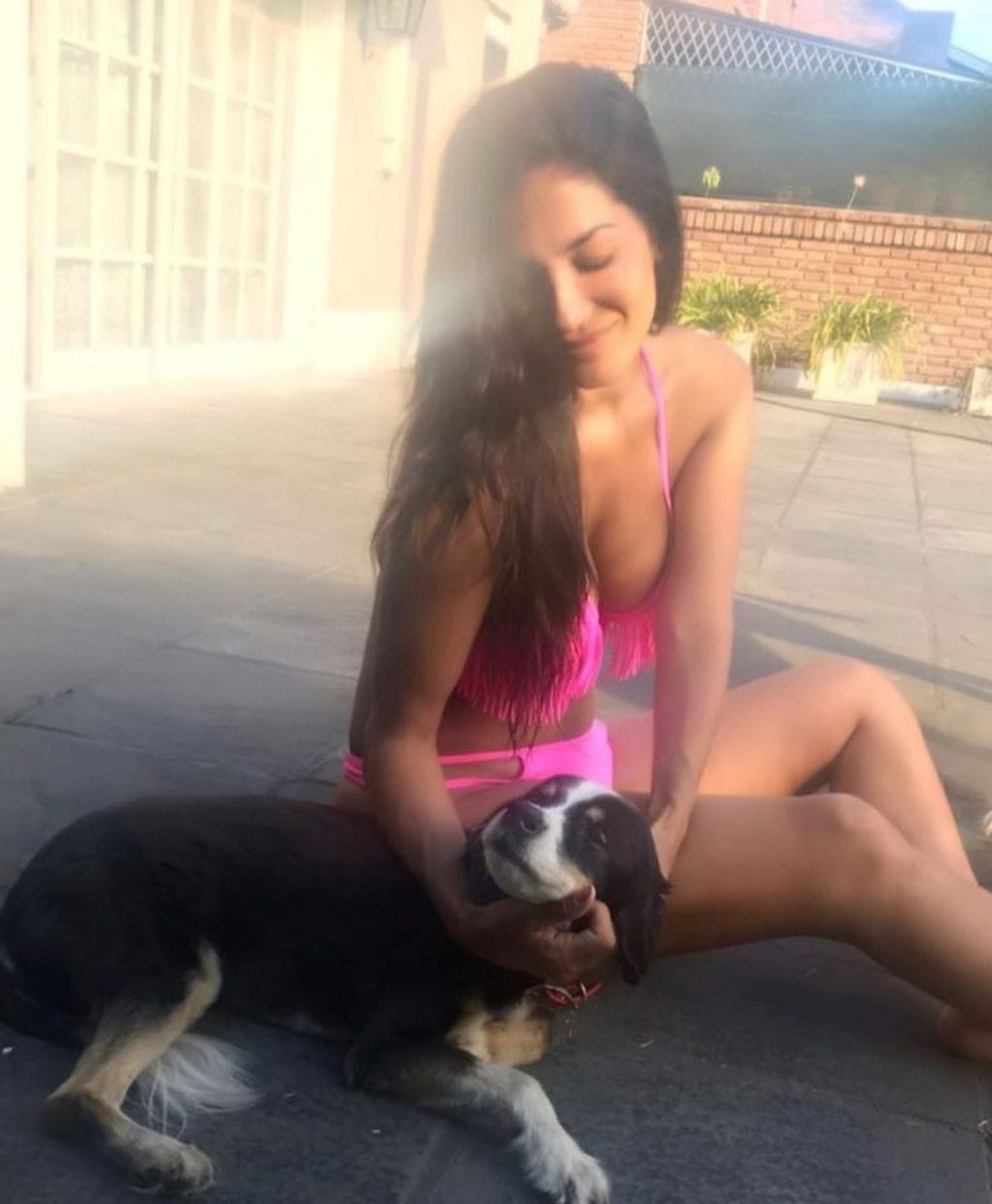 El mal momento de Silvina Escudero en plena cuarentena: murió su perra "Gitana"