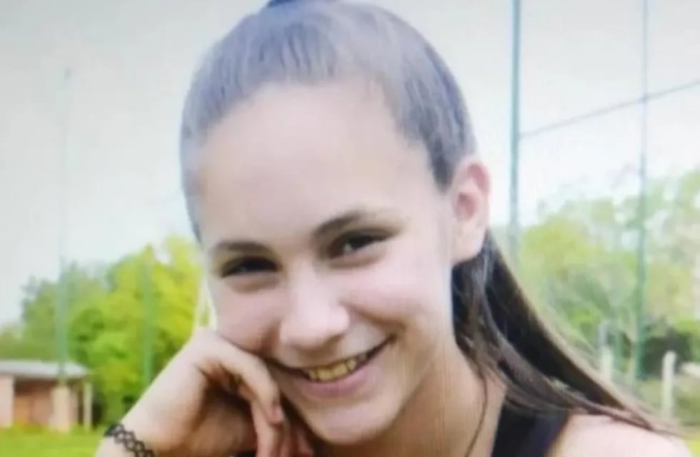 Rocío Starleski (12) salió de su casa en San Ignacio y no regresó. (Policía de Misiones)