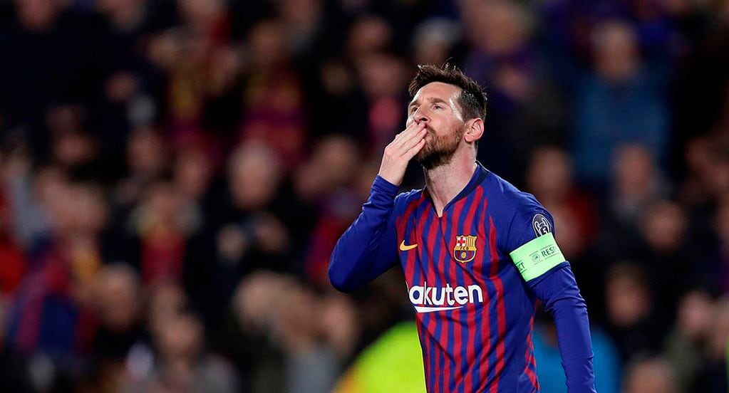 Lionel Messi en Barcelona gritó 672 tantos en 778 encuentros y acumula 35 títulos en el club. 