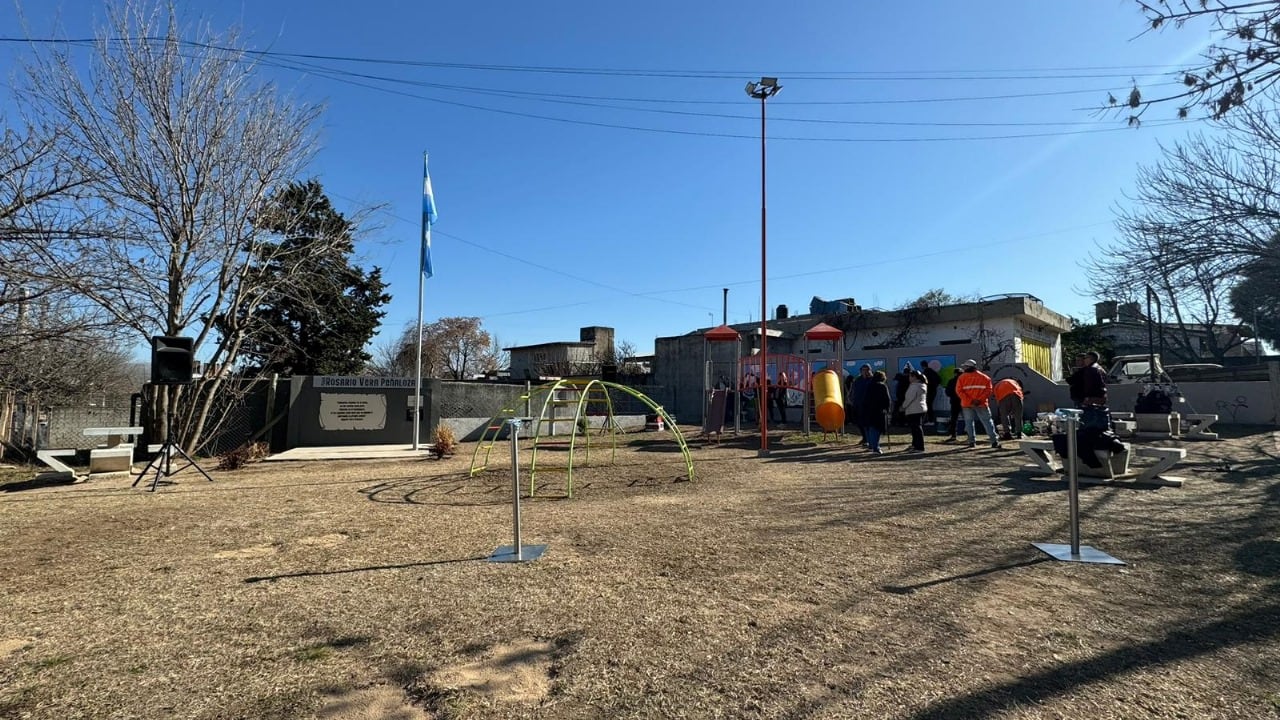 Plaza Rosario Vera Peñaloza