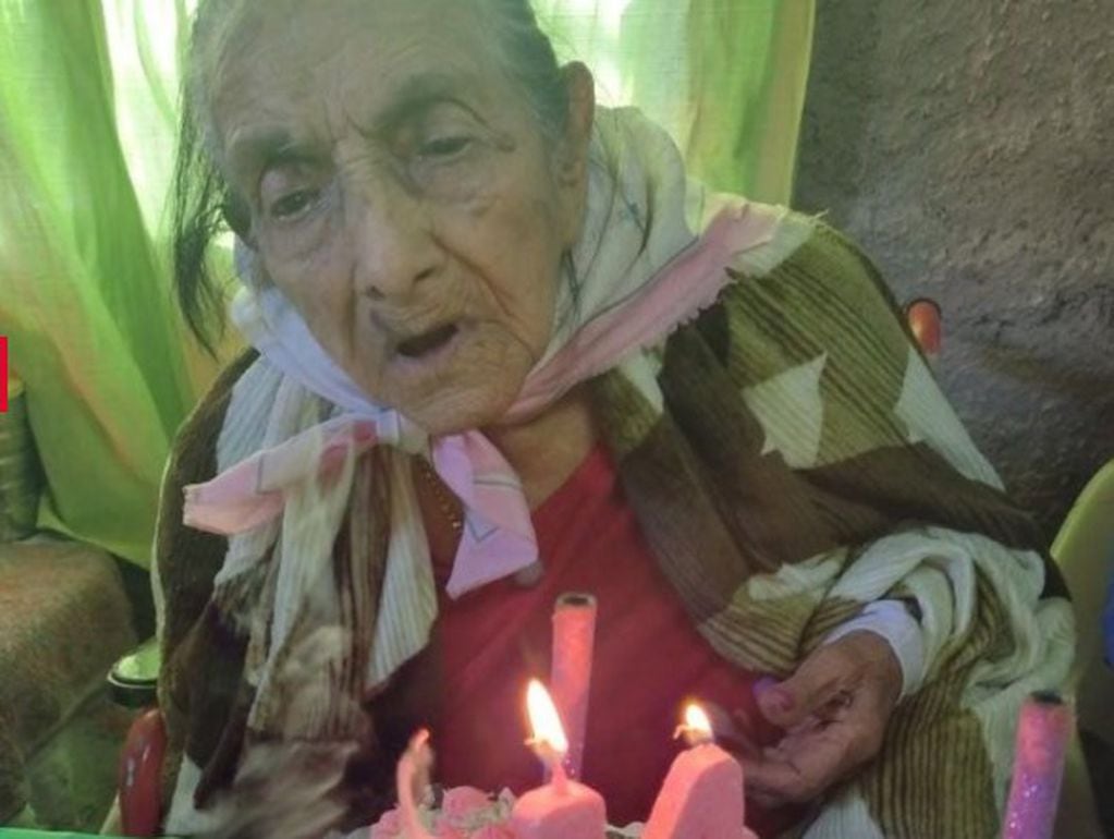 "Doña Leonor", la abuela más longeva del país