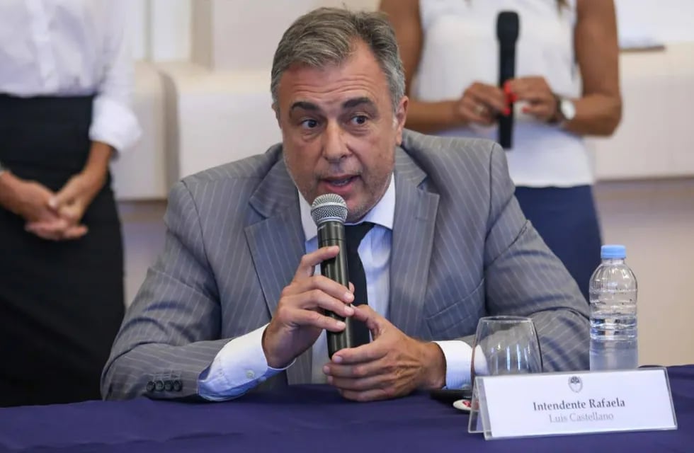 Luis Castellano, intendente de Rafaela, a favor del proyecto de autonomía municipal