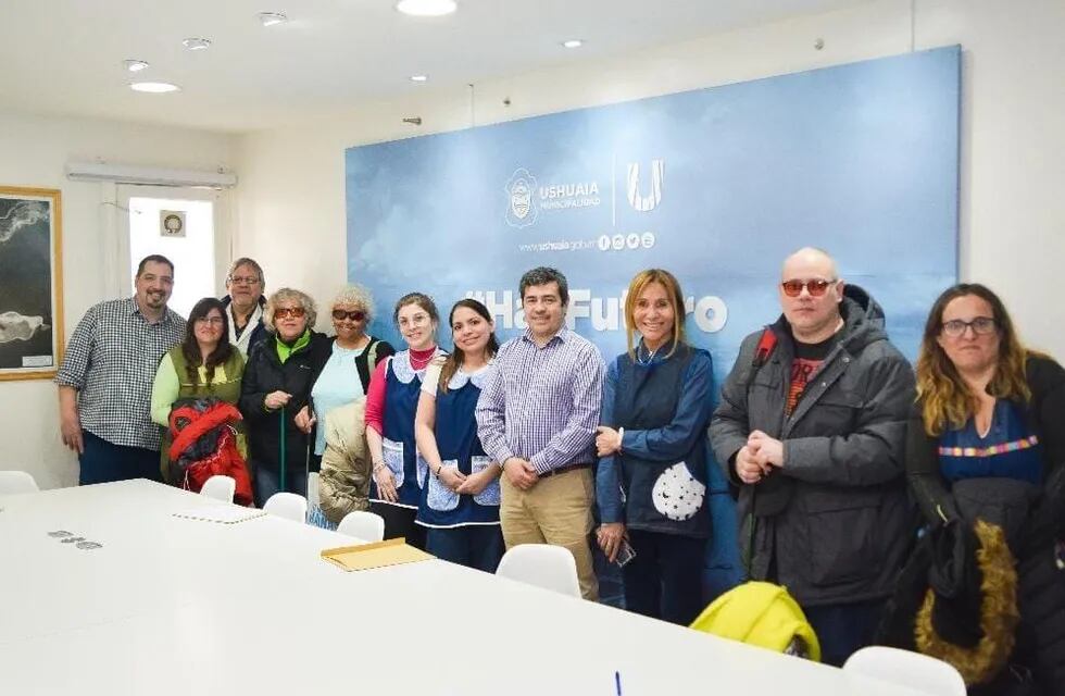 Alumnos de la Escuela Especial N°1 Kayú Chénén visitaron la Municipalidad de Ushuaia