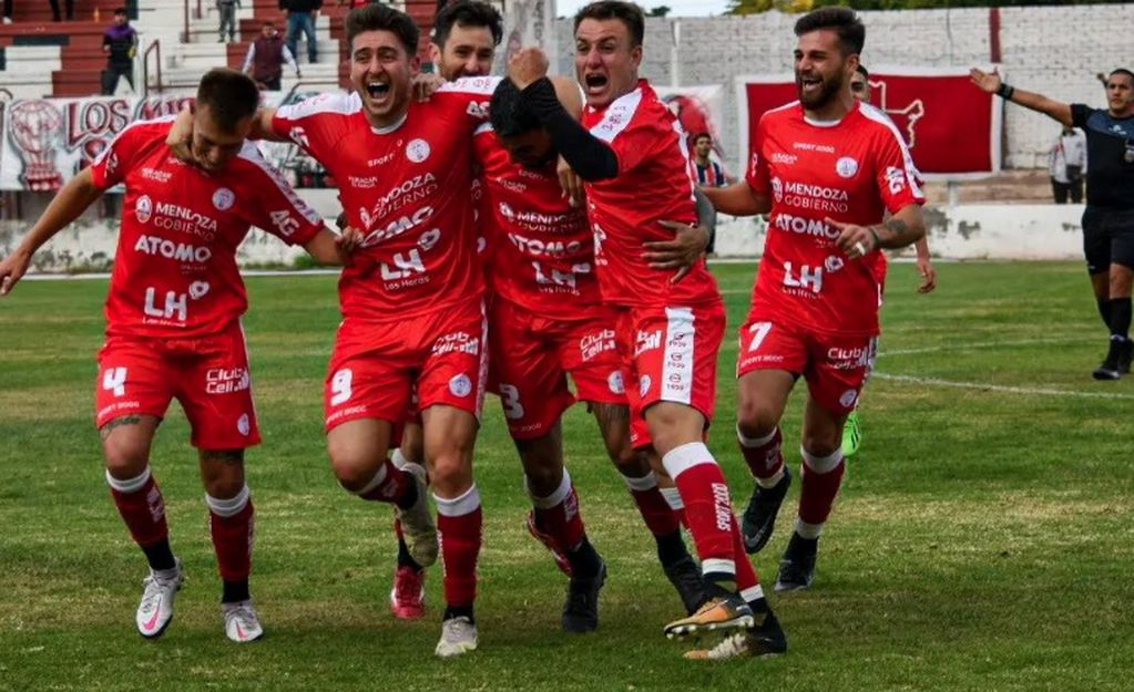 Huracán Las Heras derrotó 2-1 a Peñarol de San Juan, por la Zona B del torneo Federal A