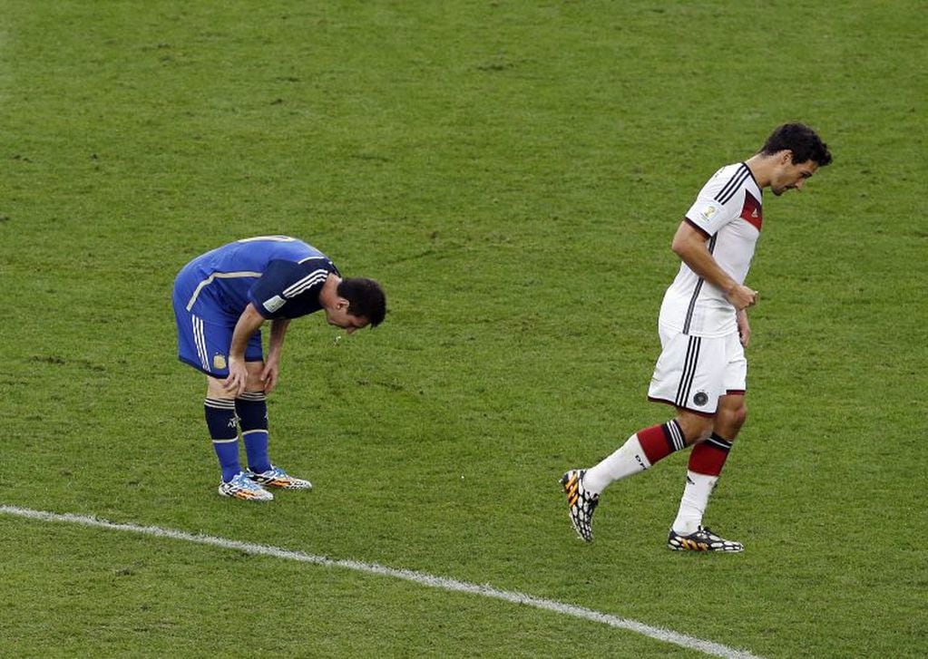 El partido fue parejo, pero la balanza se inclinó para Alemania. Foto: AP/Themba Hadebe.