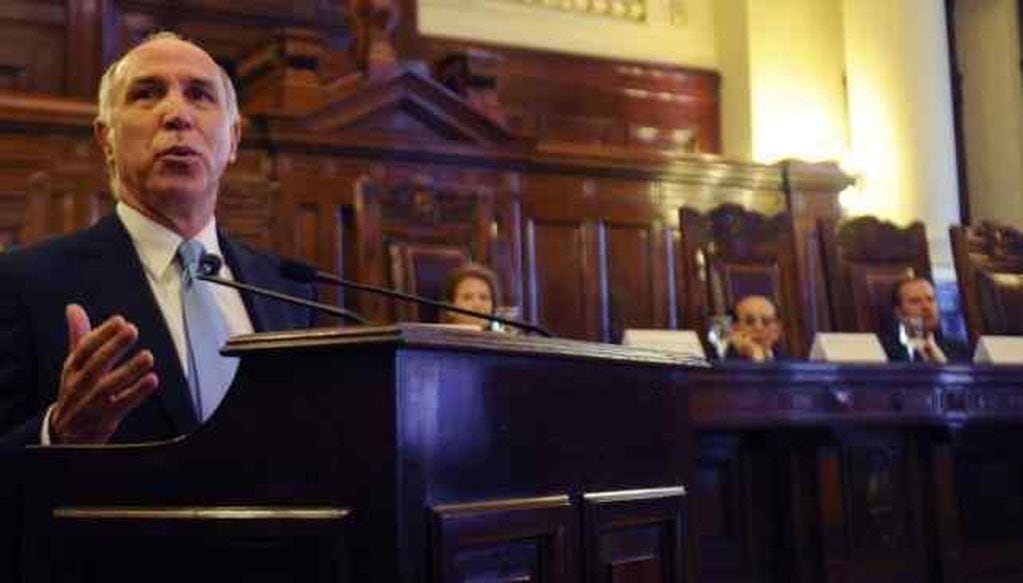 Ricardo Lorenzetti pidió "coherencia" en cuanto a la reforma de la Corte y dijo que "no debe hacer populismo judicial".