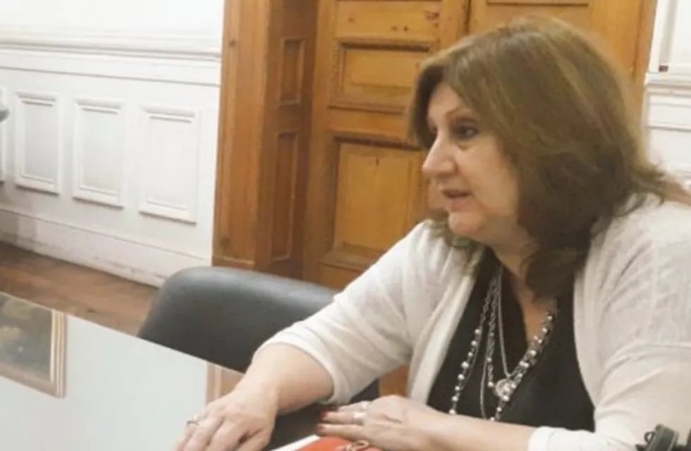 la ministra Adriana Cantero defendió la propuesta salarial ofrecida a los docente en medio del paro. (Archivo)