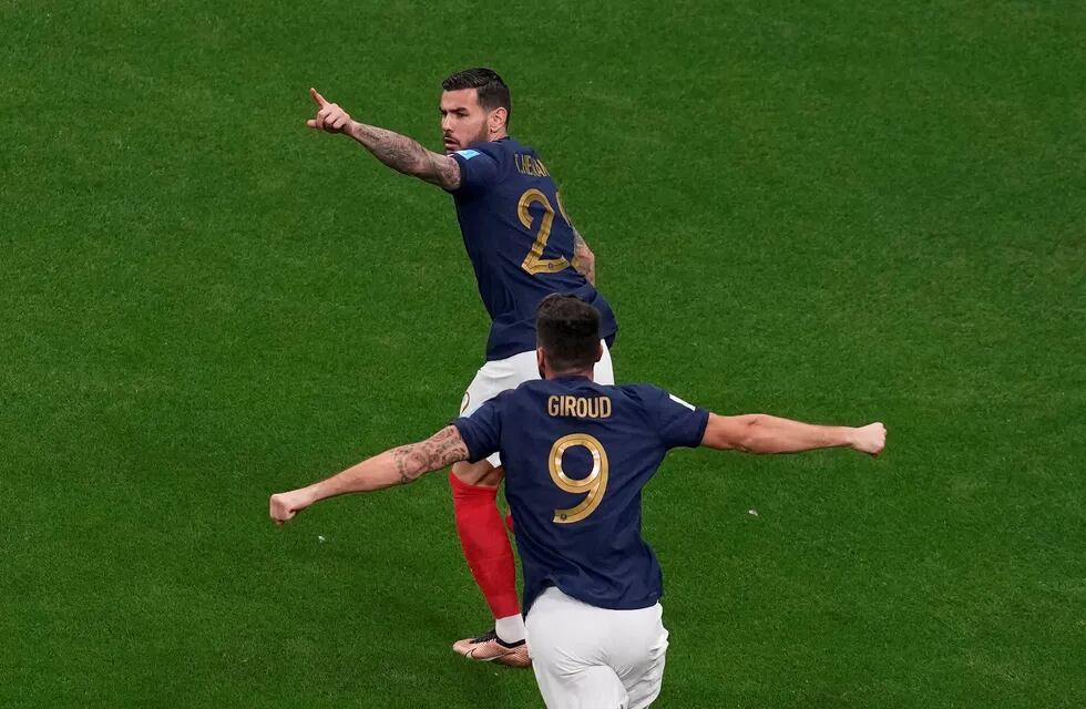 Francia se puso rápidamente en ventaja gracias a un gol de Theo Hernández. (AP).