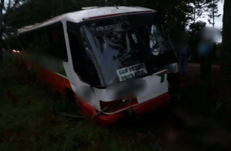 Peatón murió al ser embestido por un colectivo en Santiago de Liniers