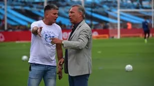 Belgrano-Talleres, rivales sólo en la cancha: el abrazo entre el Luifa Artime y Andrés Fassi.