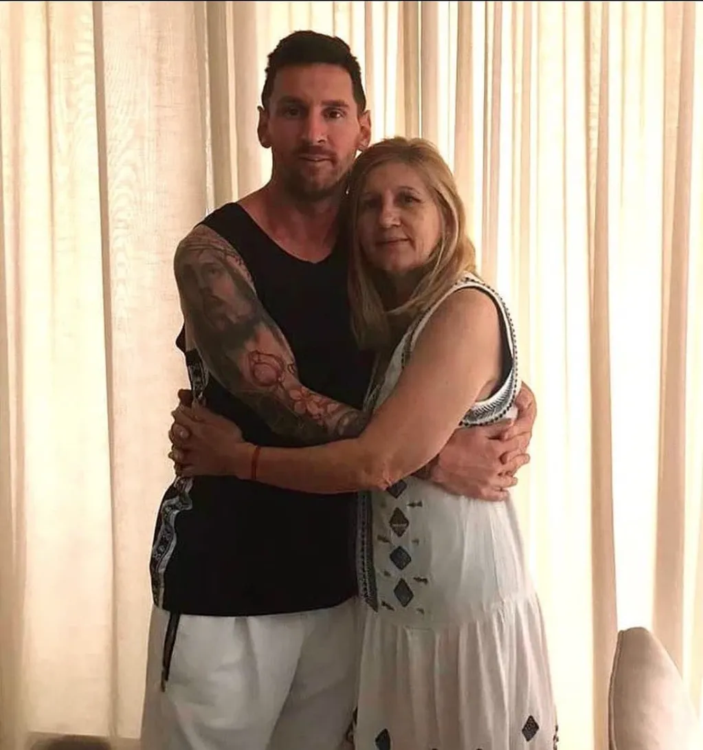 Leo Messi con su mamá