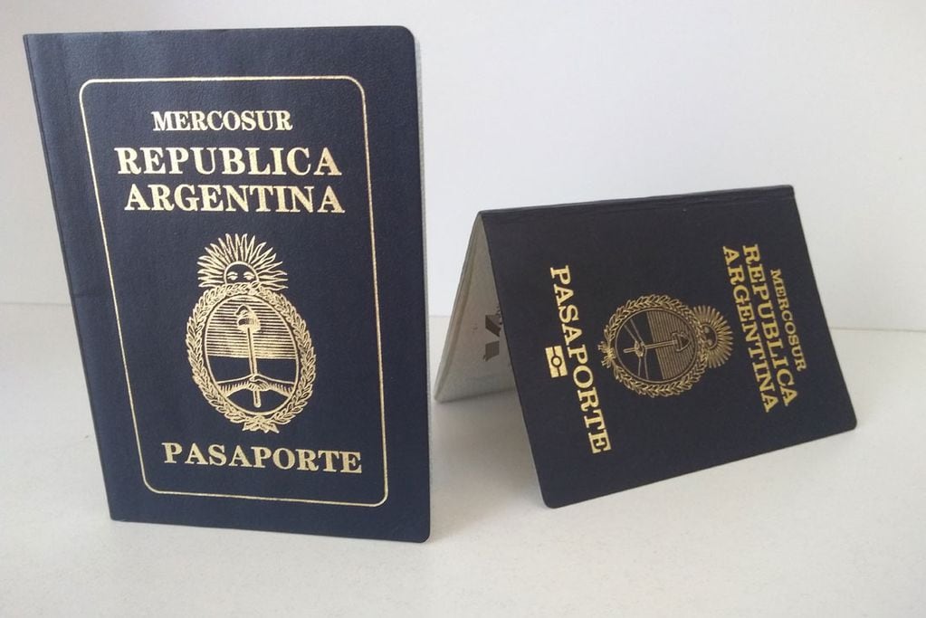 Las nuevas tarifas contemplan a los trámites emparentados, tal es el caso de lo que sucede con el pasaporte "exprés". Foto: La Voz.