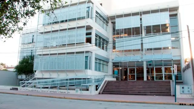 Edificio de Tribunales de la ciudad de Villa Dolores.