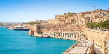 Una empresa hotelera en Malta busca argentinos para trabajar