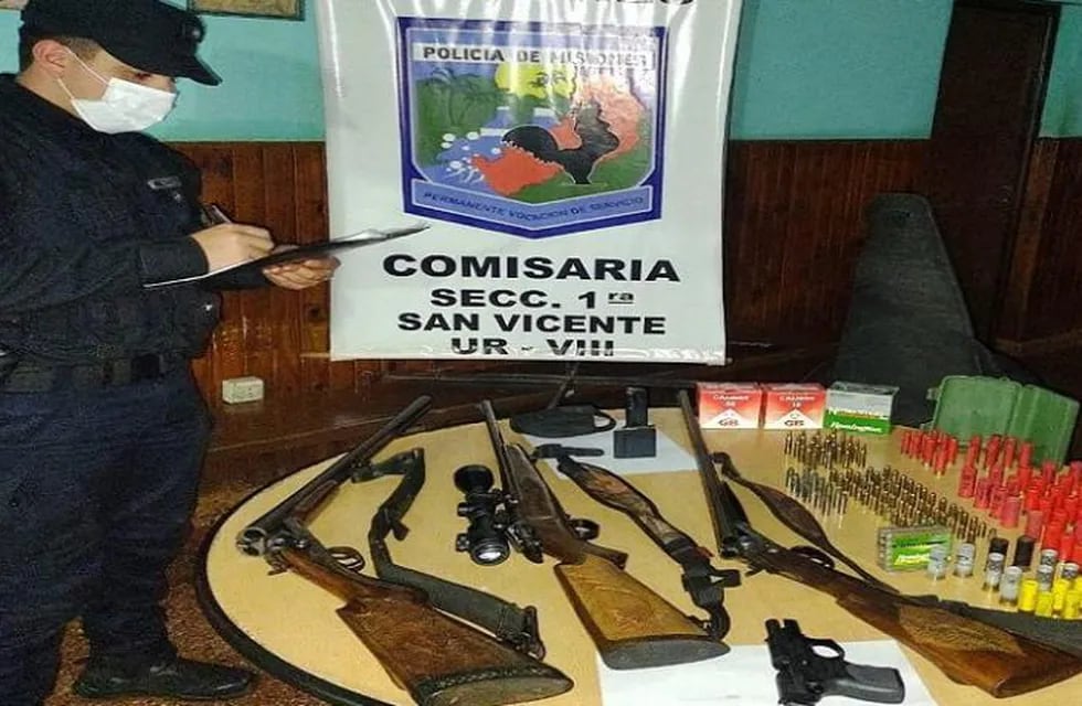 En un allanamiento, incautan arsenal de armas de fuego en San Vicente.