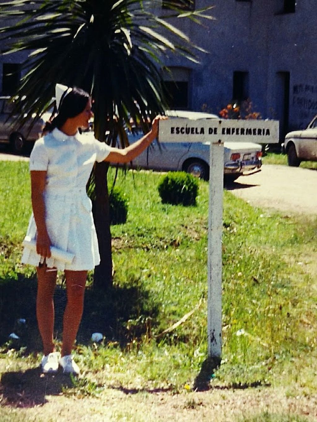 Gisela Angelini,  la joven enfermera.