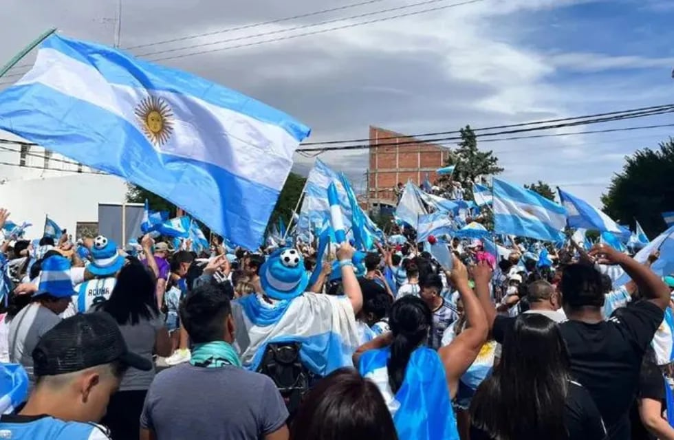 Los festejos en Zapala luego de que Argentina ganara la final del Mundial.