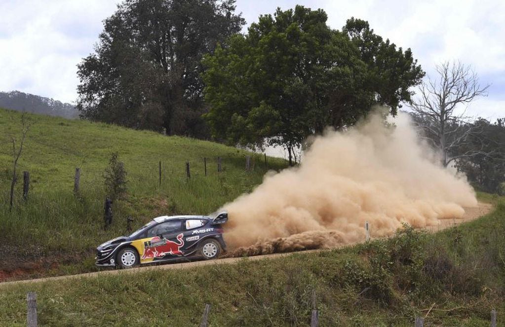 Ogier y su Ford Fiesta WRC. Así como terminó el sábado en Australia, el francés se estaría quedando con su sexta corona.