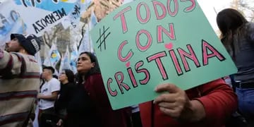 Manifestación de apoyo a Cristina Kirchner en Mendoza