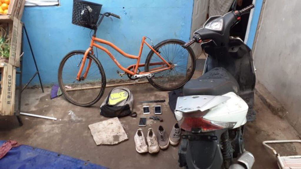 El Comando Radioeléctrico recuperó una bici pública y una moto robada. (@minsegsf)