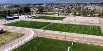Villa Deportiva de San Luis: canchas de fútbol, primera etapa