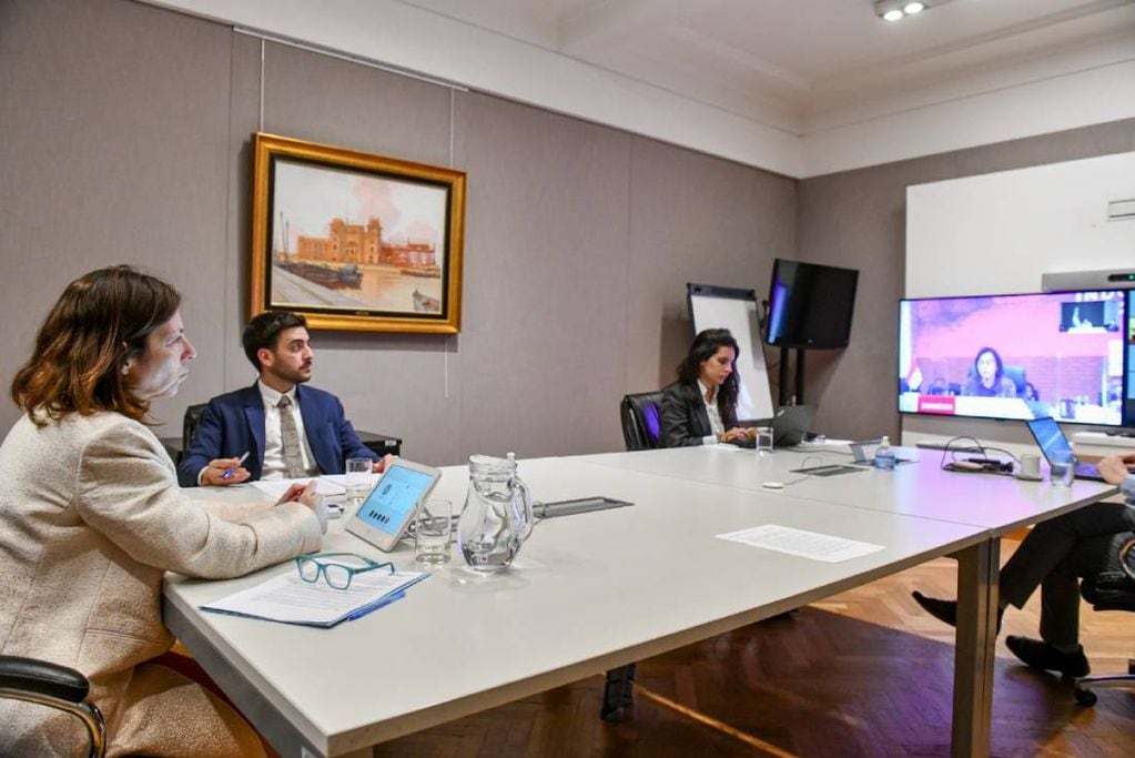 El vienes la ministra de Economía, Silvina Batakis, participó de manera virtual del primer día de reuniones de ministros y ministras de Finanzas y presidentes de Bancos Centrales del G20.