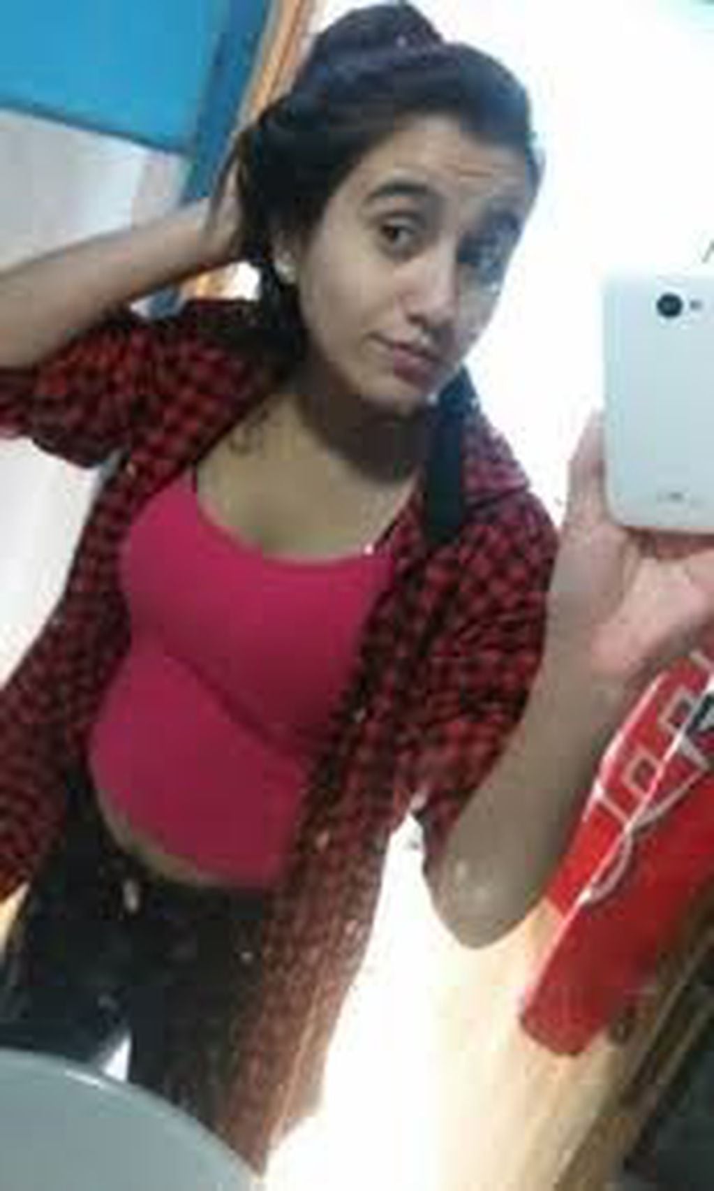 Candela Agustina Correa de Melo la chica de 15 años y embarazada de 11 meses que desapareció en 2018 en San Vicente, Misiones. (WEB)
