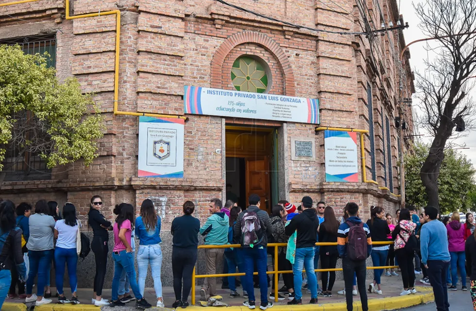 Intervinieron el Colegio Gonzaga d la ciudad de San Luis, por presuntos abusos sexuales entre alumnos.