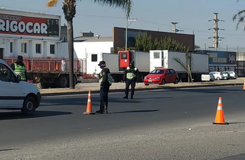 Realizan controles puerta a puerta en la zona sur de la ciudad de Salta (Gentileza ministerio de Seguridad)