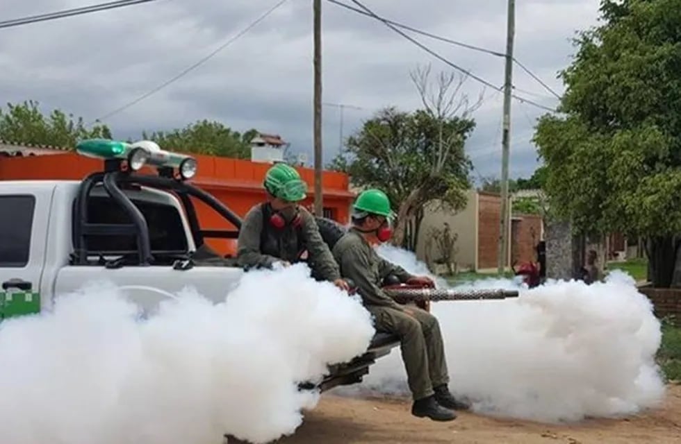 Fumigaciones en Saladas. Imagen archivo. Corrientes posee 89 casos de dengue.