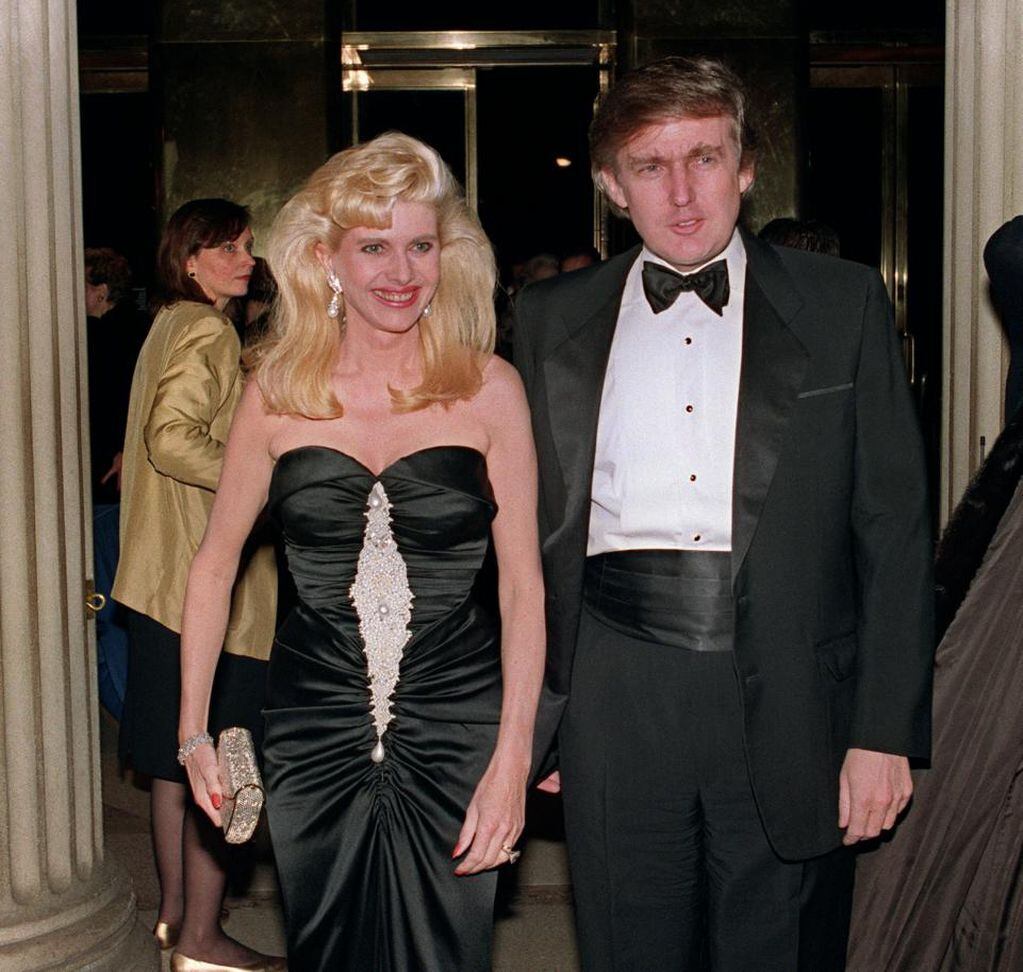 Ivana y Donald Trump de jóvenes. Se casaron en 1977 y se divorciaron en 1992.