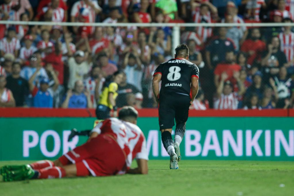 Gabriel Graciani anotó el 2 a 0 ante Unión. (Prensa Instituto)