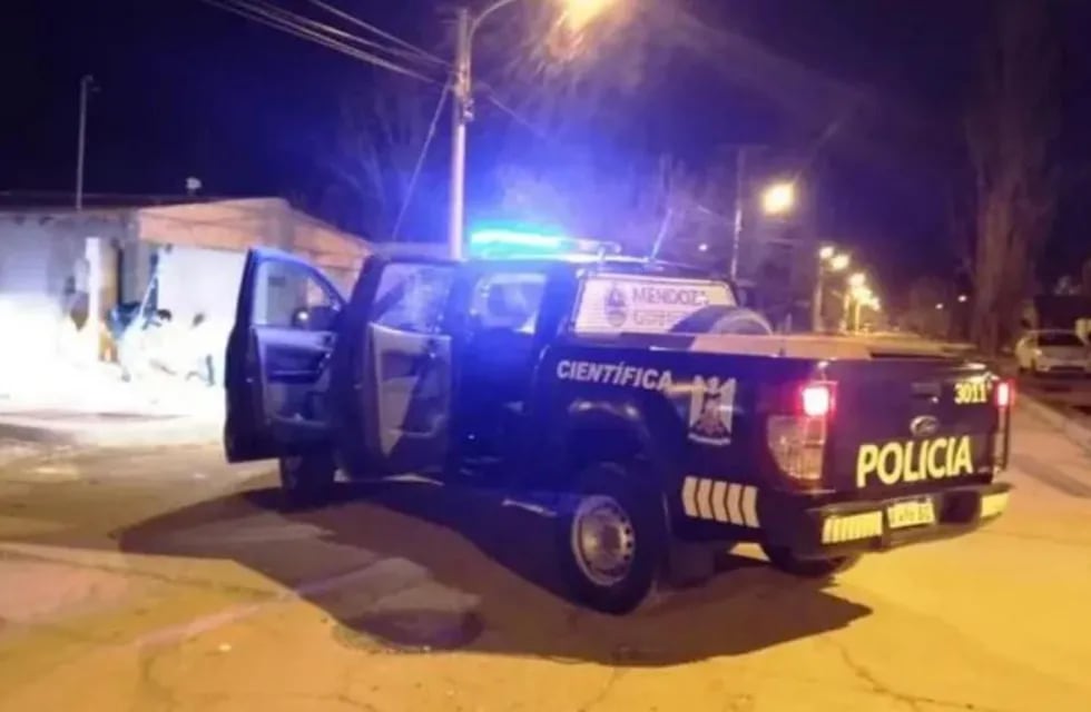 La policía de Mendoza investiga la muerte de dos jóvenes ocurridos en diferentes hechos. Uno en Godoy Cruz y otro en Luján. Imagen ilustrativa