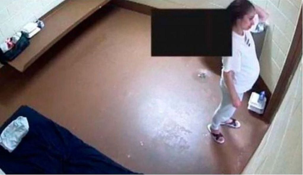 Diana Sánchez dio a luz sola en una celda. (Foto:Captura)