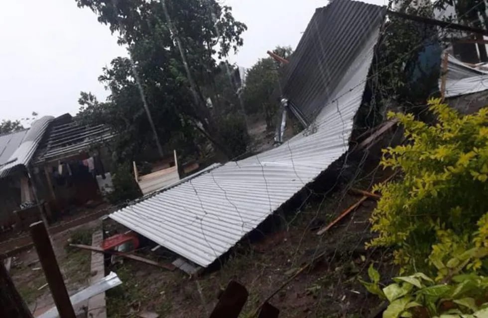 Temporal dañó más de 40 viviendas en Villa Bonita